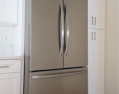1065 E Spazier - Photo Thumbnail 11