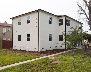 1065 E Spazier - Photo Thumbnail 31