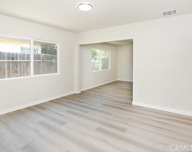 10709 Sherman - Photo Thumbnail 6