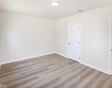 10709 Sherman - Photo Thumbnail 7