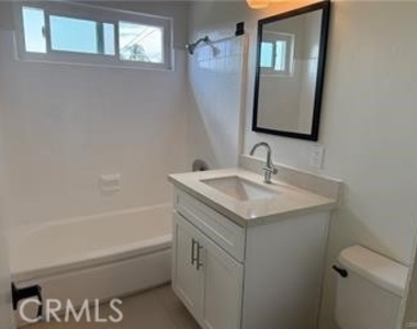 600 E Acacia Avenue - Photo Thumbnail 10