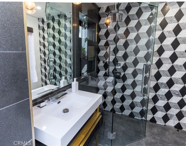 8148 Gould Avenue - Photo Thumbnail 11