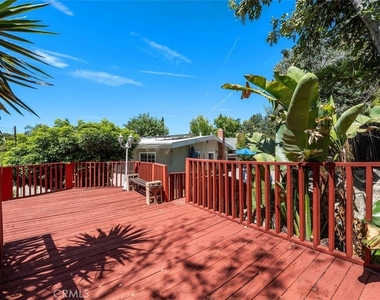 3136 Frances - Photo Thumbnail 30