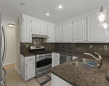 212 Rabbit Ct - Photo Thumbnail 11