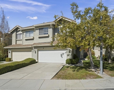 212 Rabbit Ct - Photo Thumbnail 1