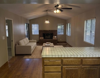 37 Liquidamber Ct - Photo Thumbnail 15