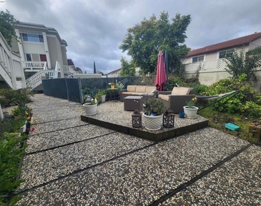 3375 Norton Way - Photo Thumbnail 27