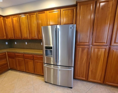 204 Abigail Cir - Photo Thumbnail 18