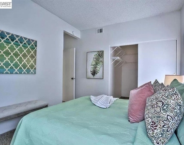 6481 Potrero Dr - Photo Thumbnail 10