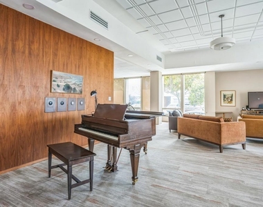 2550 Dana St - Photo Thumbnail 6