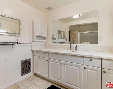 138 S Madison Avenue - Photo Thumbnail 18