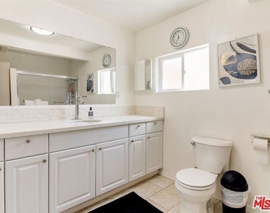 138 S Madison Avenue - Photo Thumbnail 16