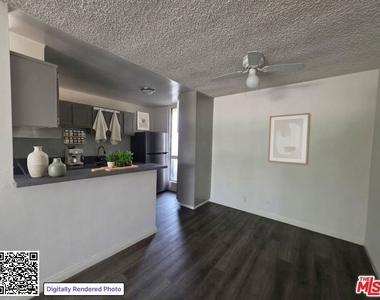 1208 W Adams Boulevard - Photo Thumbnail 3