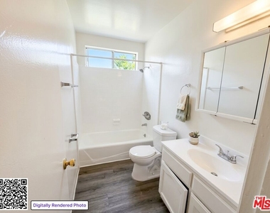 1208 W Adams Boulevard - Photo Thumbnail 4