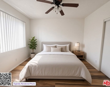 1133 W 36th Place - Photo Thumbnail 1