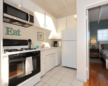313 Mildred Avenue - Photo Thumbnail 7
