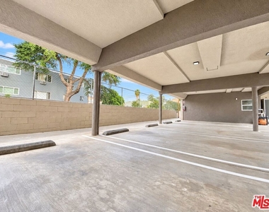 1240 S Bronson Avenue - Photo Thumbnail 13