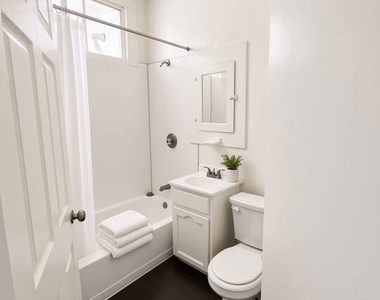 2126 S Oak Street - Photo Thumbnail 4