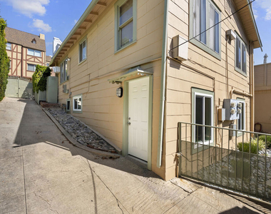 8824 1/2 Harratt Street - Photo Thumbnail 14