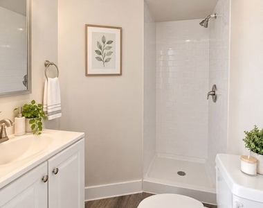 867 W 23rd Street - Photo Thumbnail 1