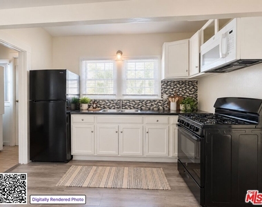 867 W 23rd Street - Photo Thumbnail 3