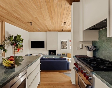 712 Nowita Place - Photo Thumbnail 19