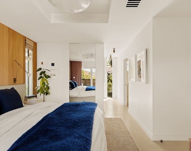 712 Nowita Place - Photo Thumbnail 6