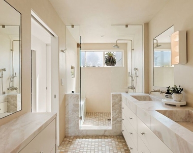 712 Nowita Place - Photo Thumbnail 8