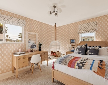 712 Nowita Place - Photo Thumbnail 10