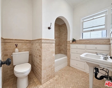 854 4th Street - Photo Thumbnail 10