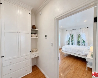 854 4th Street - Photo Thumbnail 6