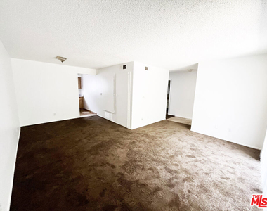 4180 Marlton Avenue - Photo Thumbnail 3