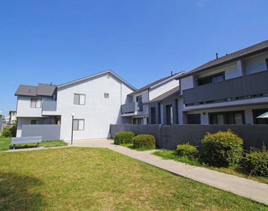 4180 Marlton Avenue - Photo Thumbnail 14