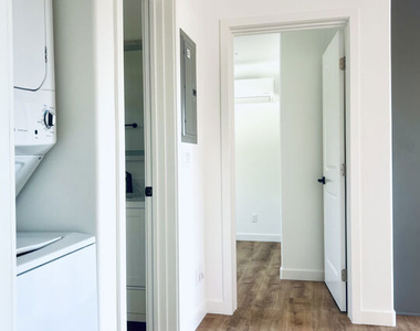 285 W Montecito Avenue - Photo Thumbnail 15