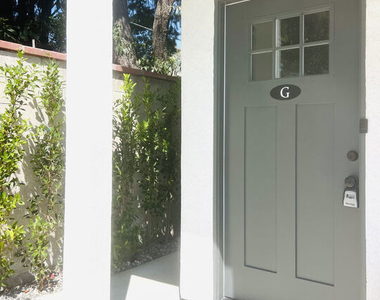 285 W Montecito Avenue - Photo Thumbnail 3