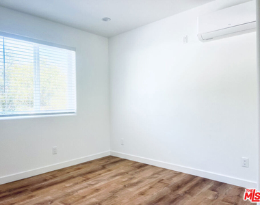 285 W Montecito Avenue - Photo Thumbnail 13