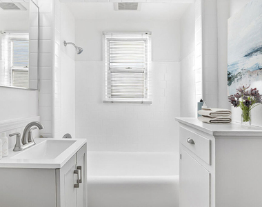 963 N Doheny Drive - Photo Thumbnail 7