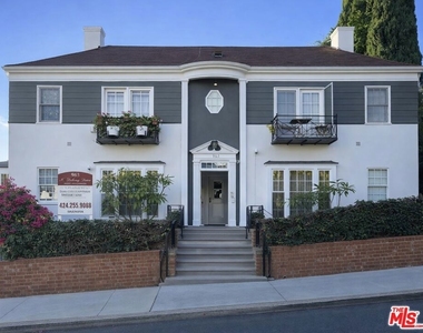 963 N Doheny Drive - Photo Thumbnail 9