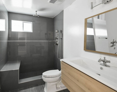 1105 Alta Loma Road - Photo Thumbnail 2