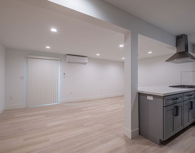 2107 Pullman Lane - Photo Thumbnail 7