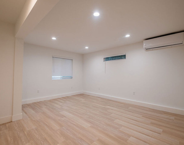 2107 Pullman Lane - Photo Thumbnail 25