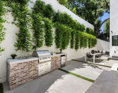 4624 Balboa Avenue - Photo Thumbnail 82