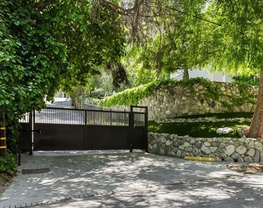 4624 Balboa Avenue - Photo Thumbnail 41