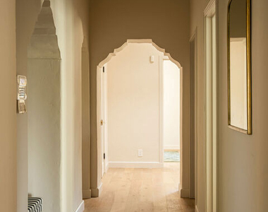 1208 S La Jolla Avenue - Photo Thumbnail 29