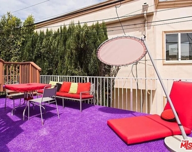 8661 Clifton Way - Photo Thumbnail 20