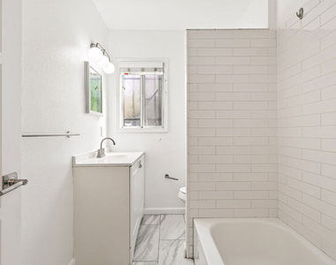 5605 Clemson Street - Photo Thumbnail 12