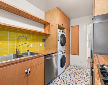 5605 Clemson Street - Photo Thumbnail 5