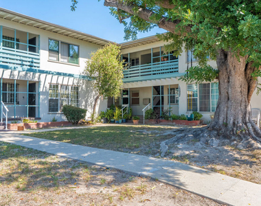 5605 Clemson Street - Photo Thumbnail 16