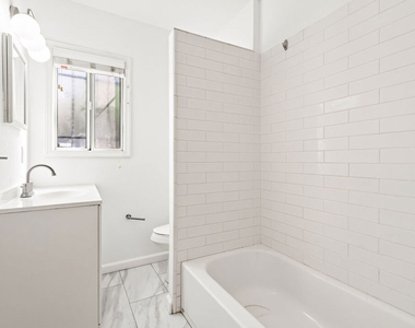5605 Clemson Street - Photo Thumbnail 11
