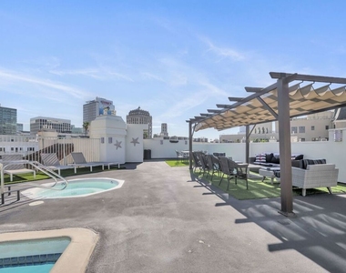 620 S Gramercy Place - Photo Thumbnail 25
